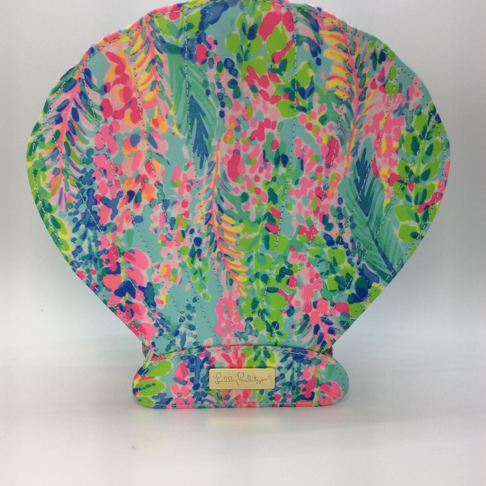 Lilly Pulitzer Sea Shell Cosmetic Case NEW